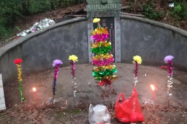 2021年4月4号上坟 2021年4月4号上坟