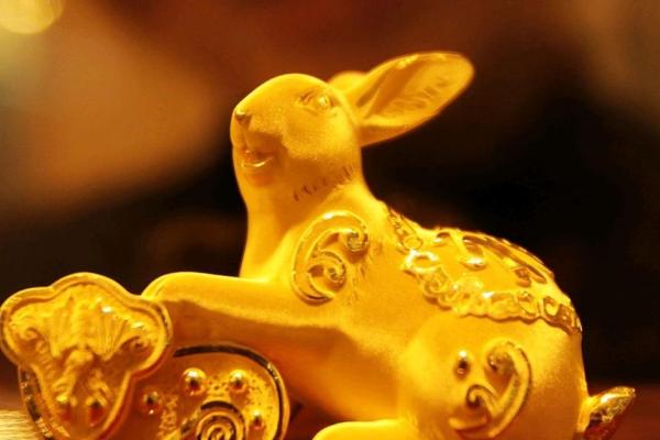 2025年生肖兔 2025年生肖兔适合什么颜色