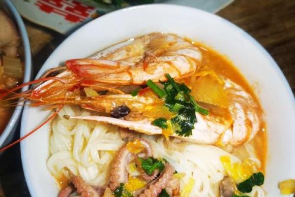 初七吃面条图片 初七吃面条图片