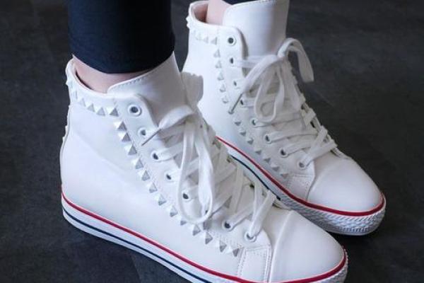 白羊座适合什么鞋(白羊座适合什么鞋子男) 白羊座适合什么鞋(白羊座适合什么鞋子男)