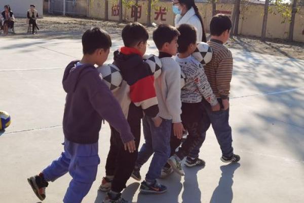 二人三足打一个生肖(二人三足最准确一肖) 二人三足打一个生肖(二人三足最准确一肖)