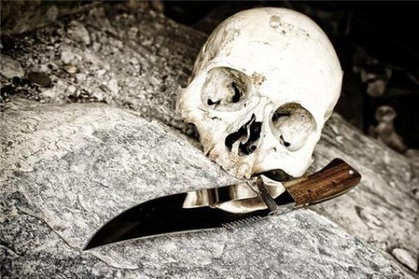 梦见被人捅了一刀流血了什么征兆 梦见被人捅了一刀流血了什么征兆